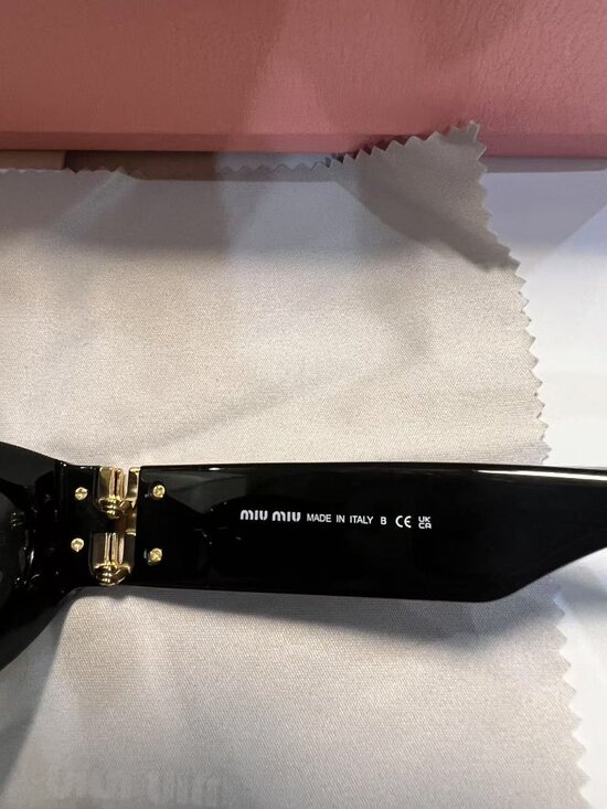Miu Miu Sunglasses - Black - SMU 11W - Hand Made In Italy main image 2